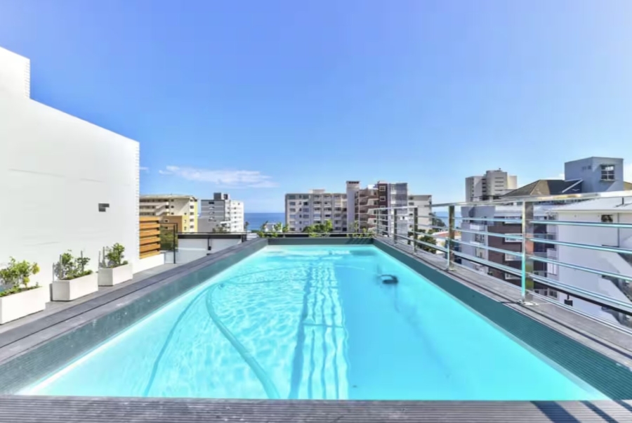 2 Bedroom Property for Sale in Sea Point Western Cape